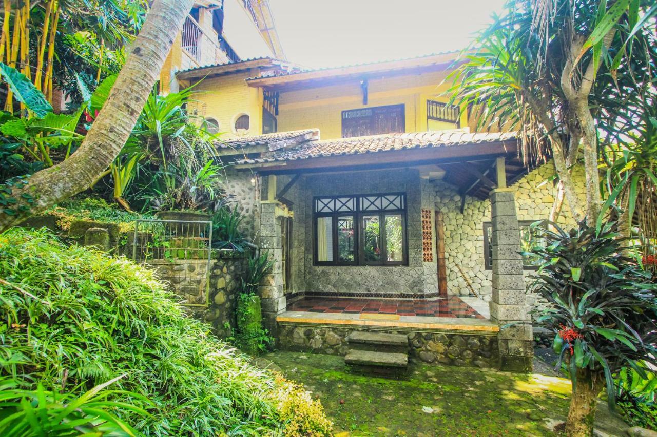 Tegal Pendet With River Views Ubud  Exterior photo